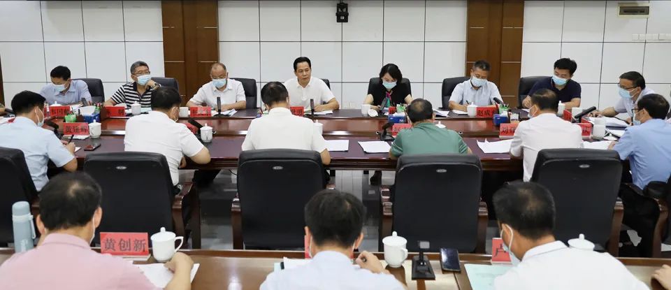 黄世勇率队 1.jpg